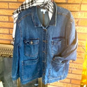 ABOUND DISTRESSED 6 button Jean jacket , euc, worn once, excellent soft fabric🌸